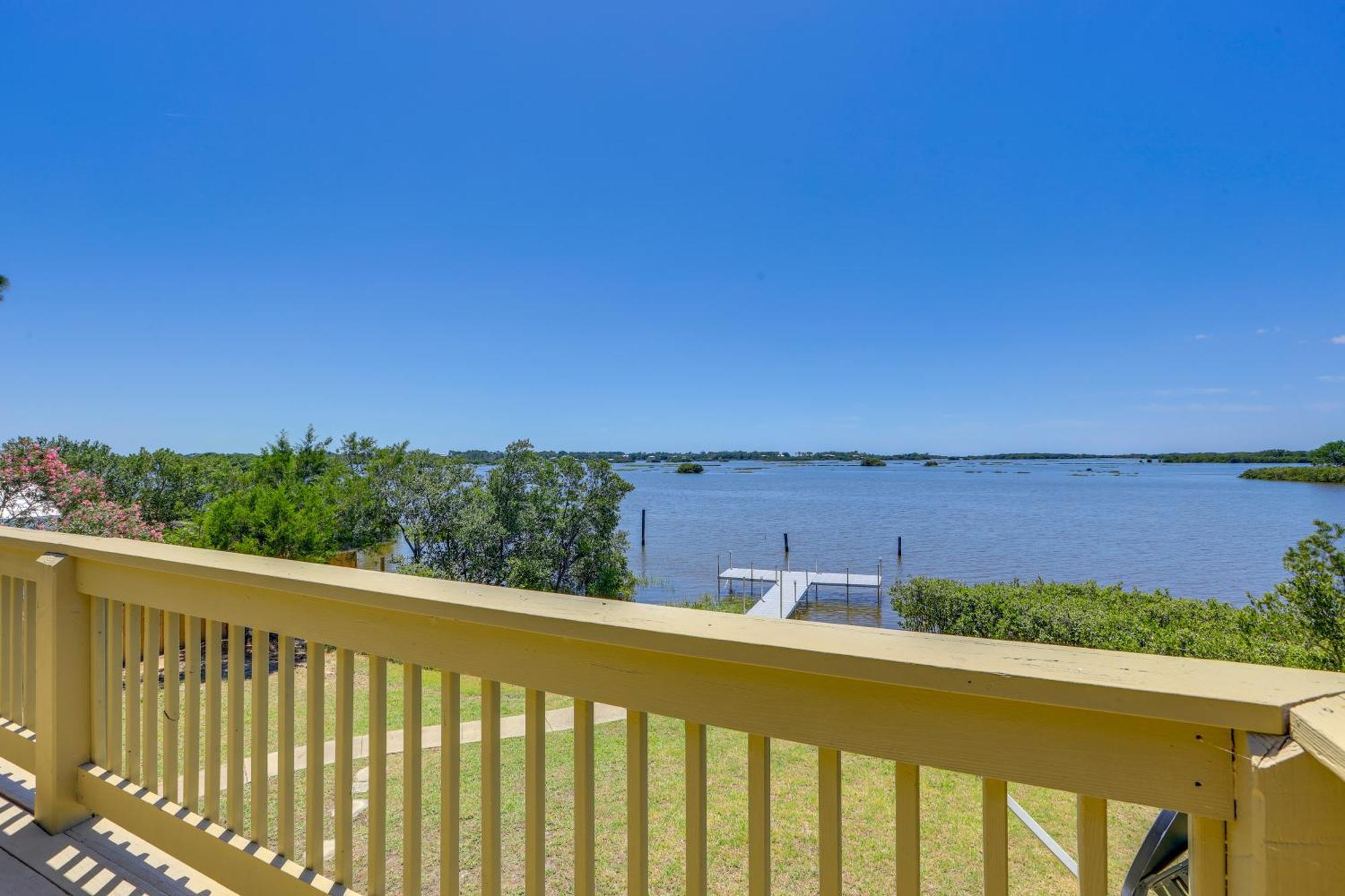 Waterfront Cedar Key Duplex Home Grill And Dock! Kültér fotó