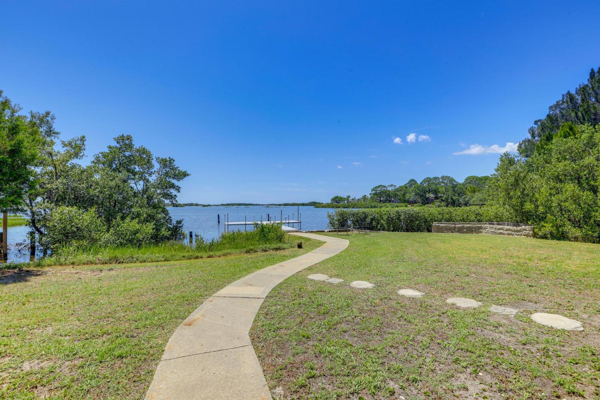 Waterfront Cedar Key Duplex Home Grill And Dock! Kültér fotó